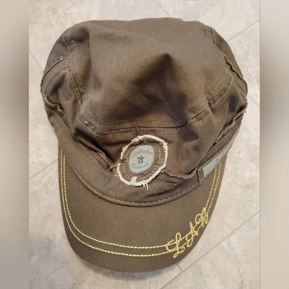 Distressed Labrador Military Style Cap - Picture 1 of 10